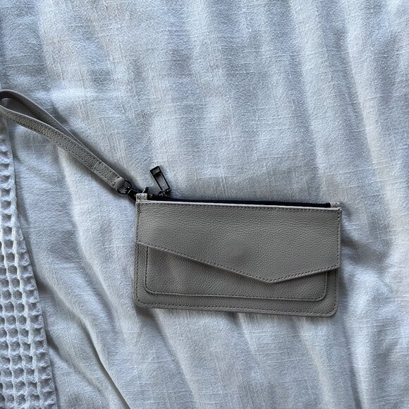 Botkier Handbags - NWOT Botkier Cobble Hill Slip Wallet
